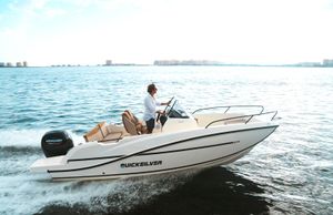 Quicksilver 605 Sundeck Bild 7