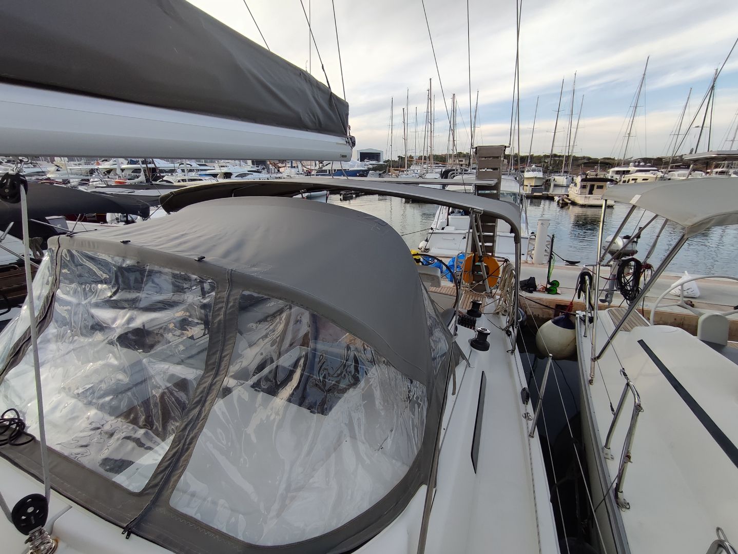 Hanse 458 Bild 1