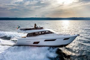 Ferretti Yachts Group 450 Bild 2