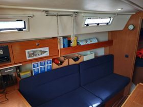 Bavaria Yachtbau Cruiser 32 Bild 11