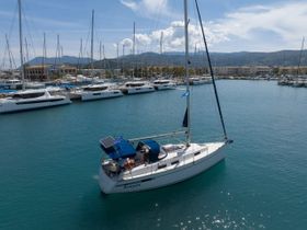 Bavaria Yachtbau Cruiser 32 Bild 4