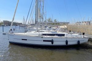 Dufour Yachts 382 GL