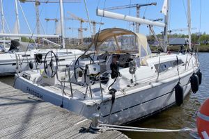 Dufour Yachts 382 GL Bild 7