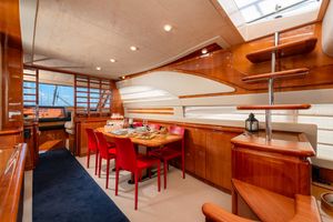 Ferretti Yachts Group 760 - 4 + 2 cab Bild 8