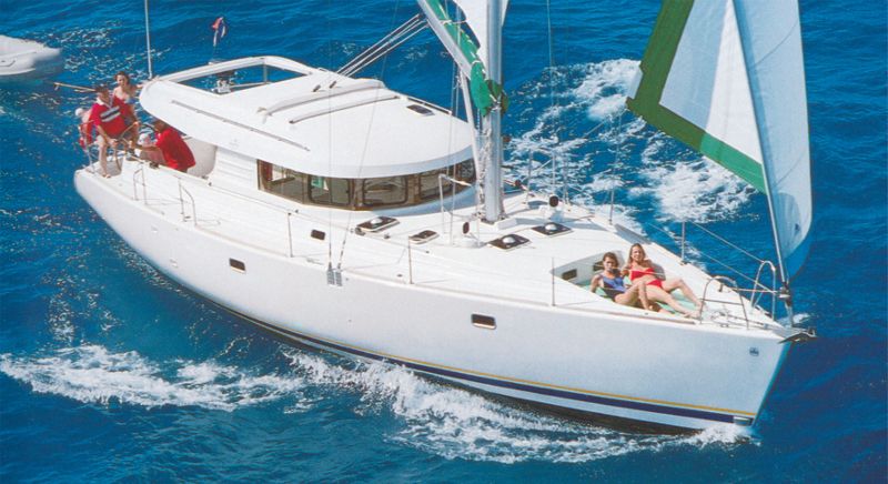 Dufour Yachts Atoll 6